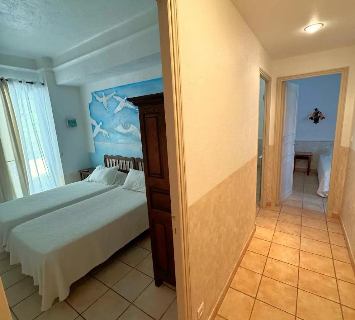 Hotel Les Flots Bleus Le Lavandou